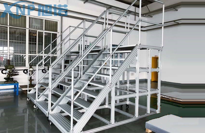 铝型材工业踏步平台